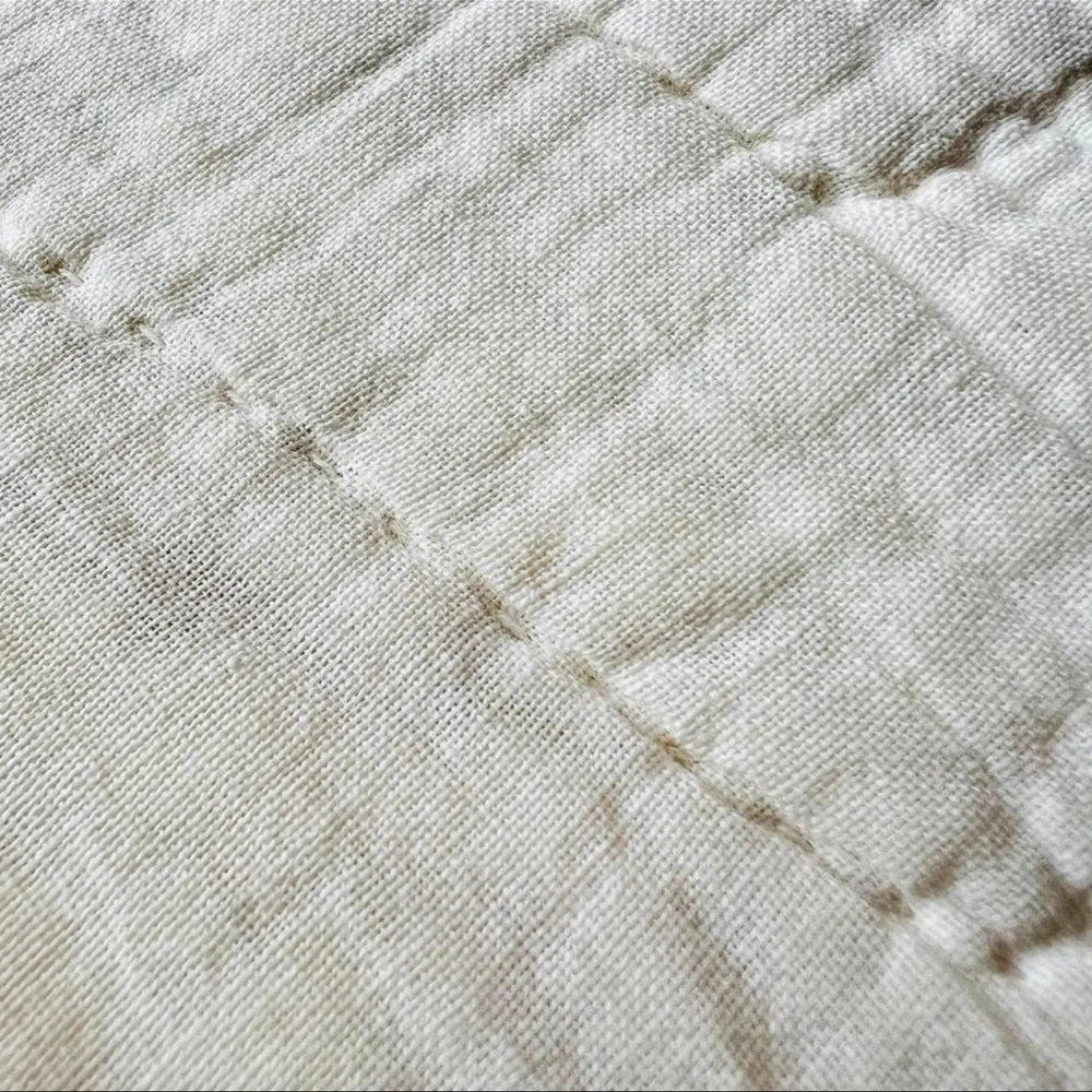 62”x80” Beautiful 1930's feedsack applique SunBonnet Sue quilt.